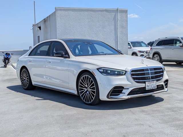 Used 2023 Mercedes-Benz S 580 4MATIC Sedan video 3