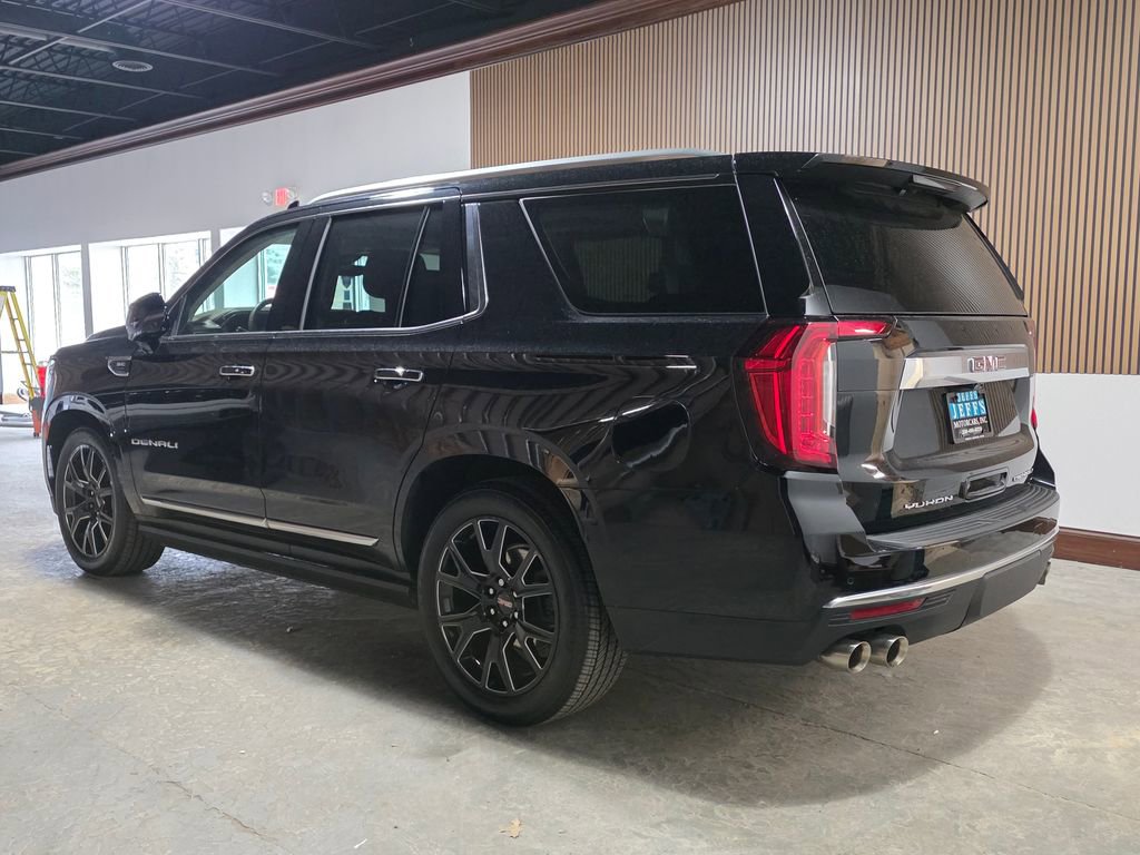 Used 2023 GMC Yukon Denali w/ Denali Reserve Package AWD/4WD image 6