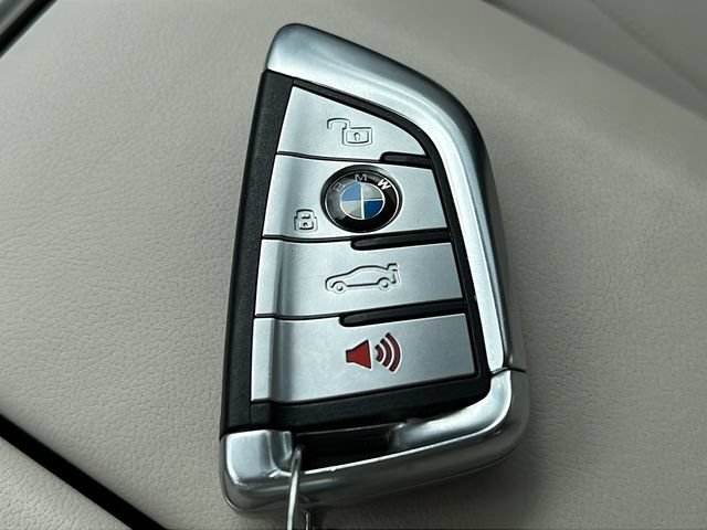 Used 2020 BMW X7 xDrive40i w/ Premium Package AWD/4WD image 23