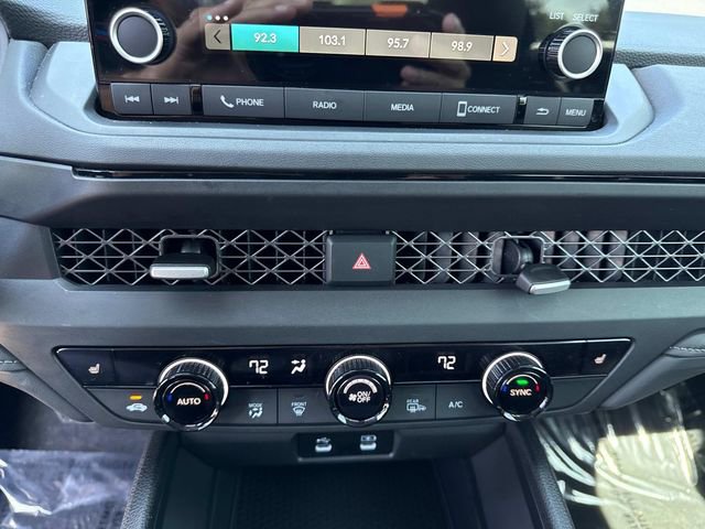 Certified 2023 Honda Accord EX image 24