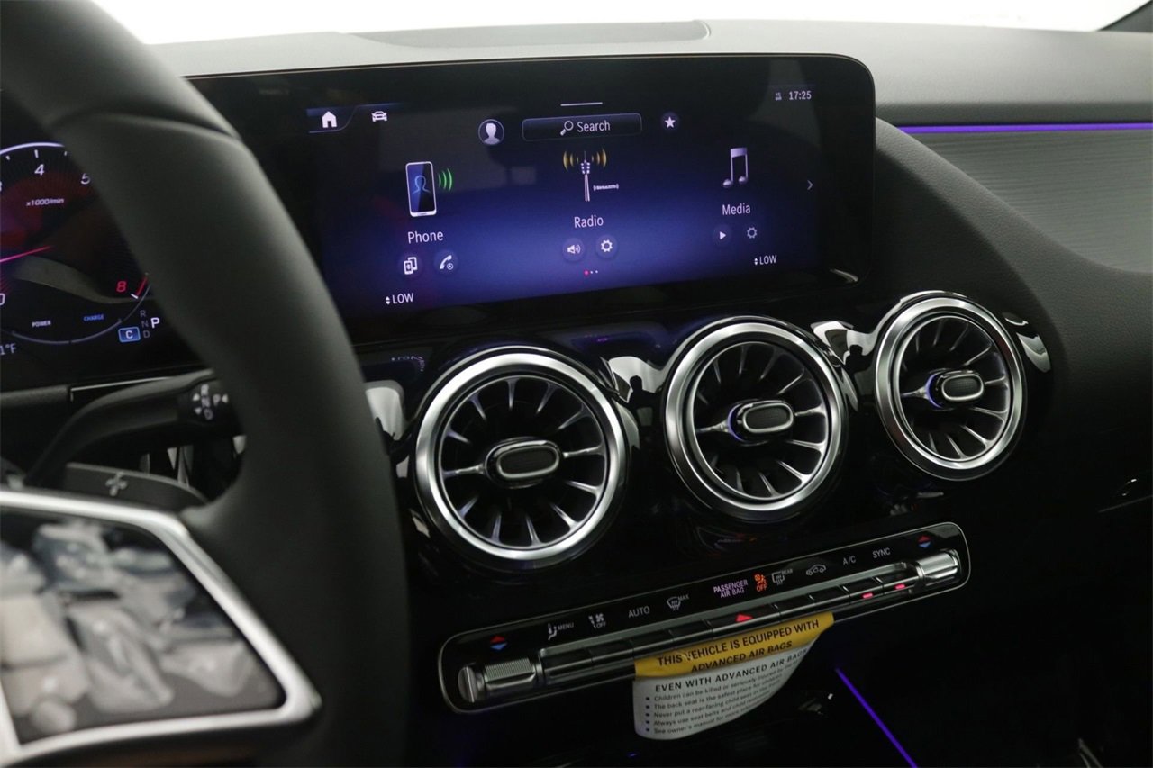 New 2026 Mercedes-Benz GLA 250 image 6