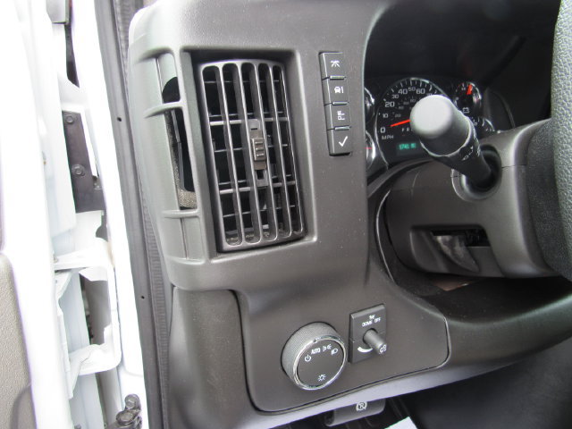 Used 2025 Chevrolet Express 2500 w/ Driver Convenience Package RWD image 13