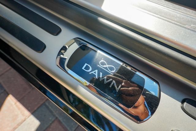 Used 2018 Rolls-Royce Dawn image 78