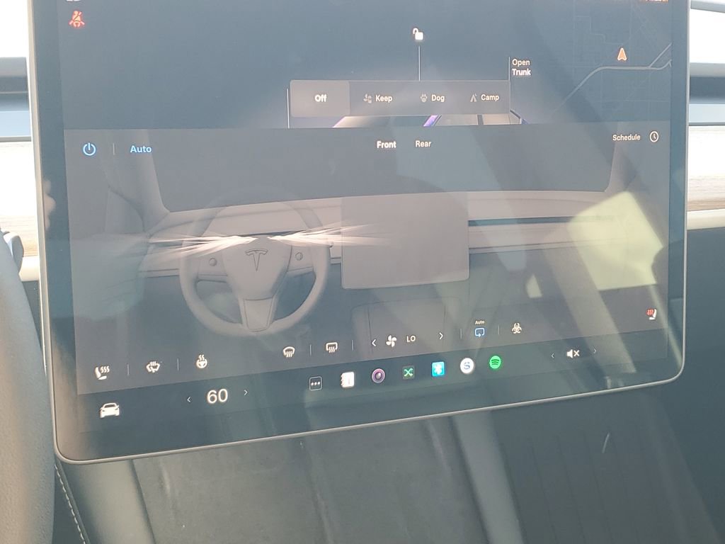 Used 2024 Tesla Model Y Performance image 23