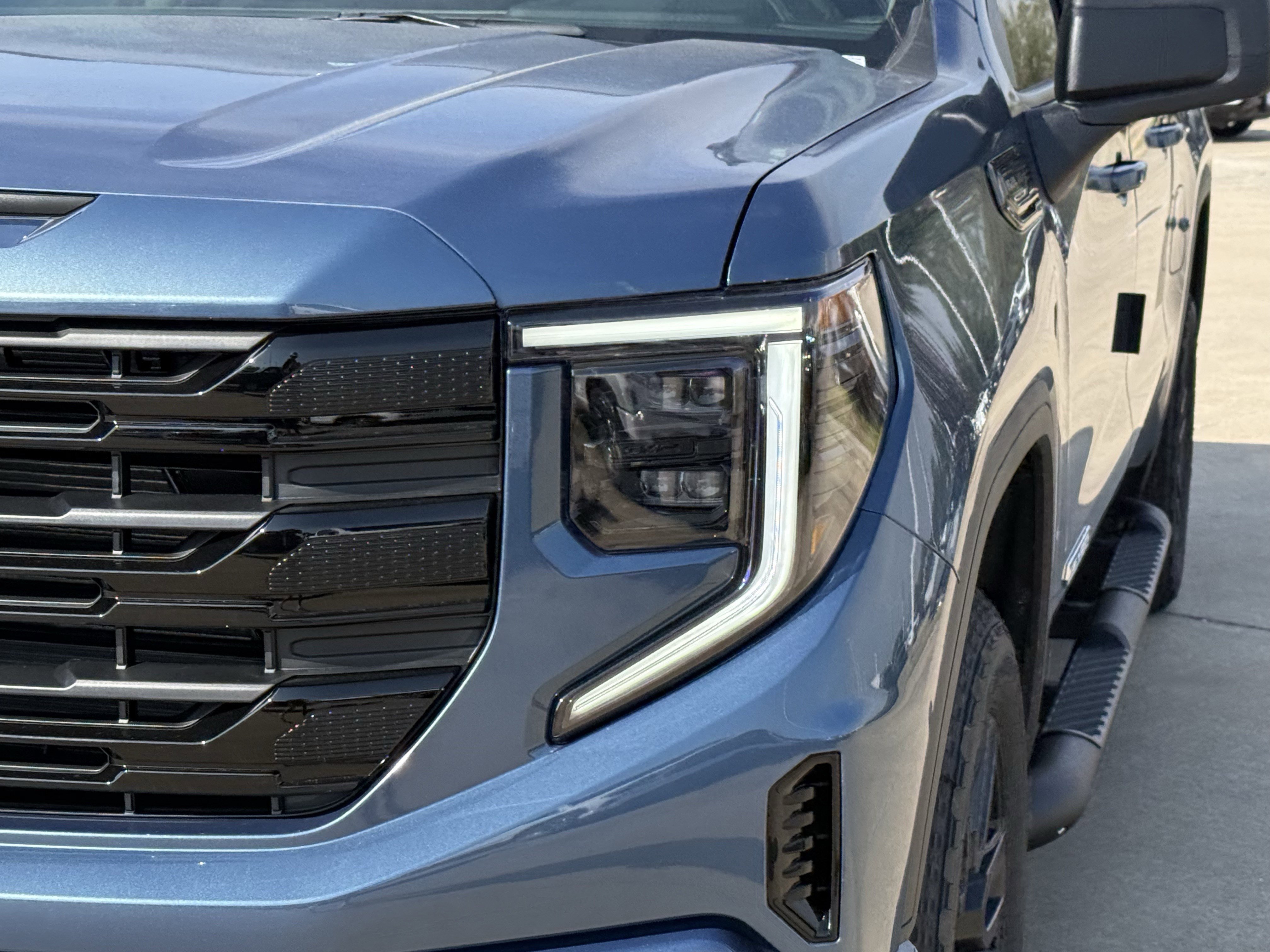 New 2026 GMC Sierra 1500 Elevation image 8