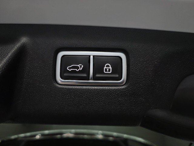 Used 2022 Kia Sorento SX Prestige w/ Panoramic Sunroof Package AWD/4WD image 40
