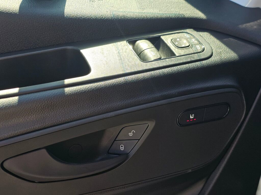 New 2024 Mercedes-Benz Sprinter 144 Cargo image 18