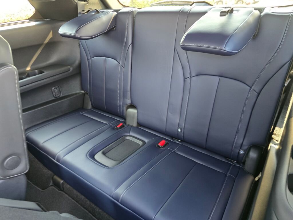 New 2026 INFINITI QX60 Sport w/ Dark Cargo Package image 18