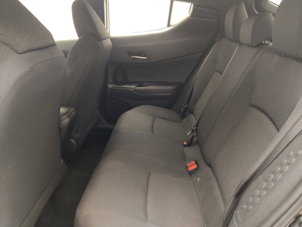 Used 2019 Toyota C-HR XLE FWD image 18