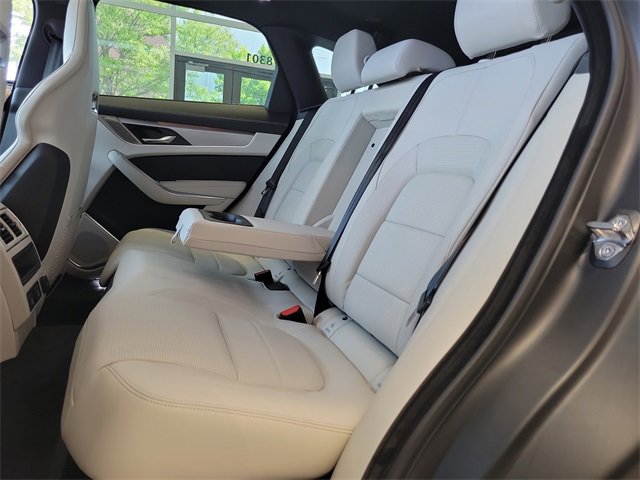 New 2026 Jaguar F-PACE R-Dynamic S image 13
