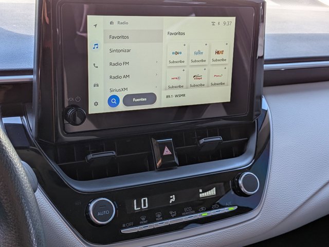 Used 2025 Toyota Corolla LE FWD image 13