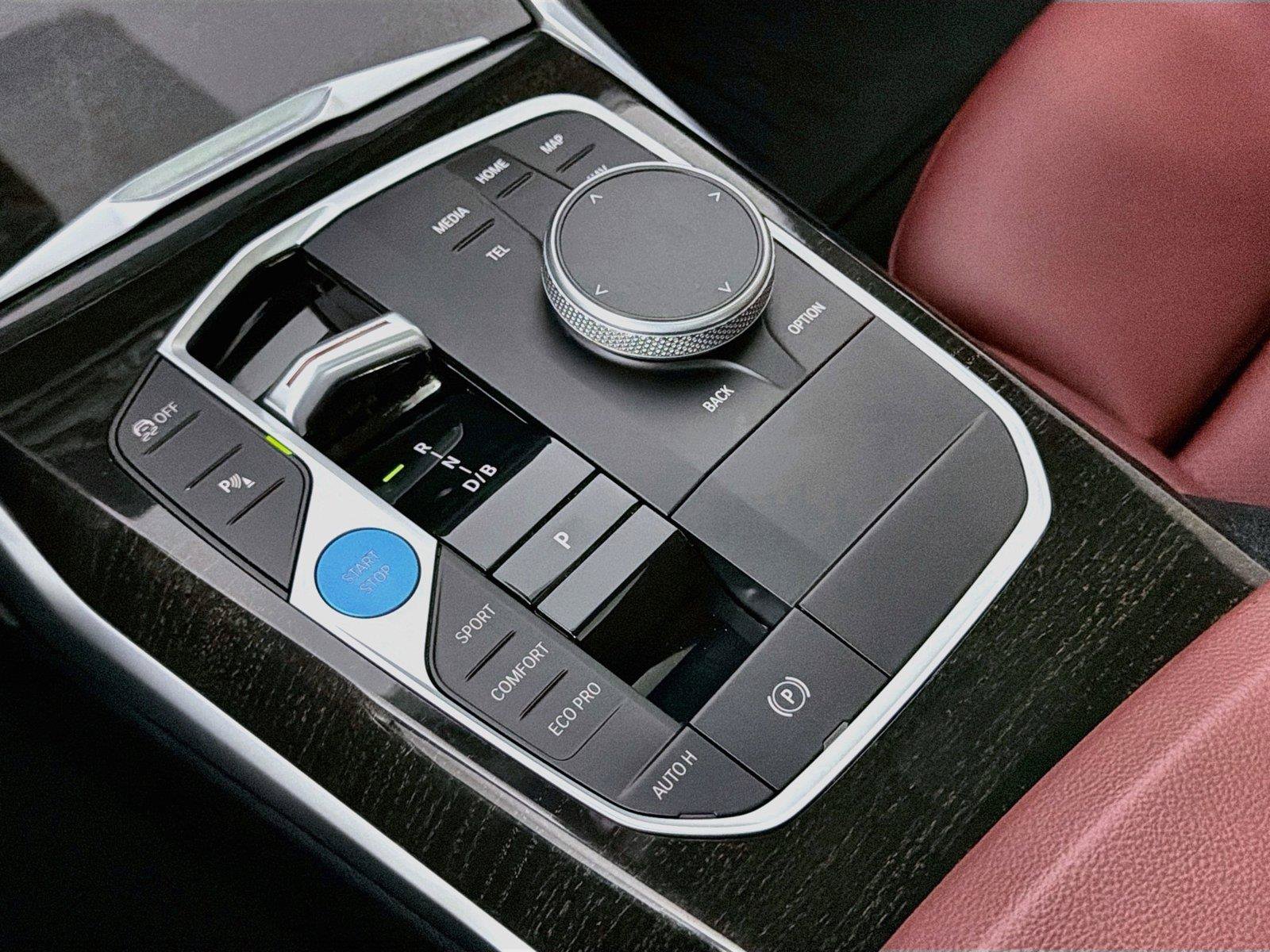Used 2024 BMW i4 eDrive35 w/ Premium Package RWD image 17