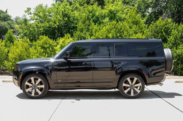 New 2026 Land Rover Defender 130 V8 AWD/4WD image 11