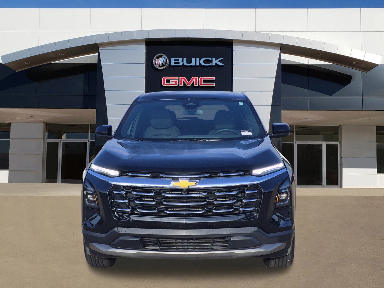 Certified 2026 Chevrolet Equinox LT AWD/4WD image 2