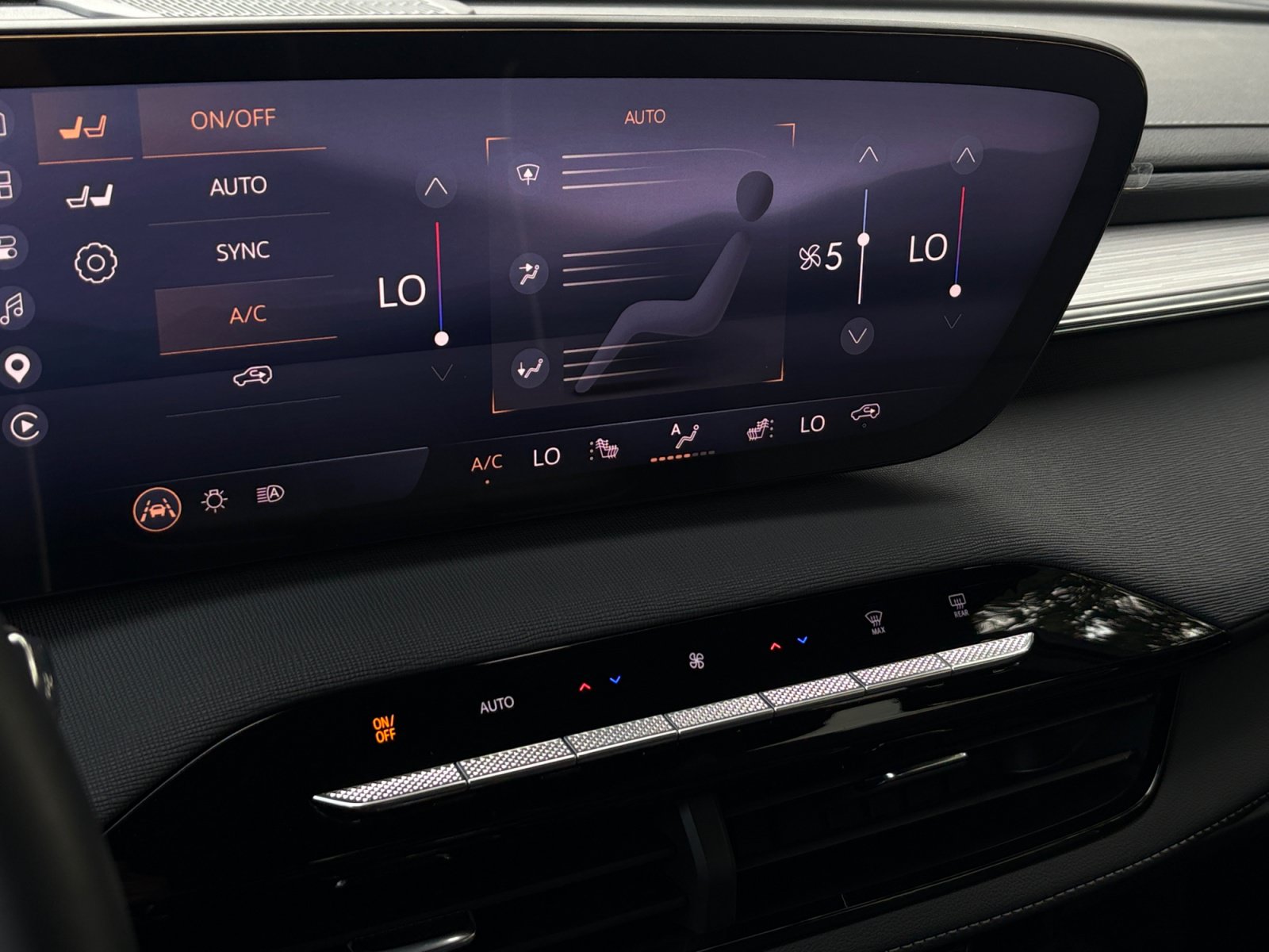 New 2026 Buick Enclave Preferred w/ Power Package FWD image 18