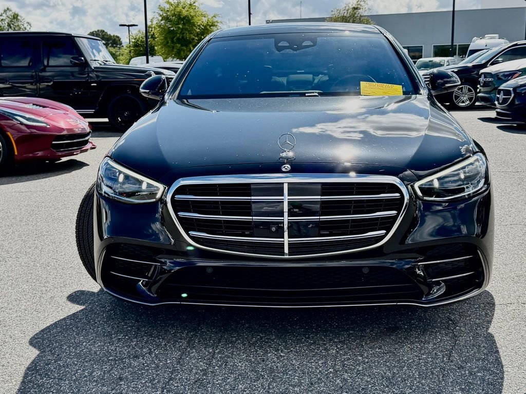Used 2023 Mercedes-Benz S 580 4MATIC Sedan image 2