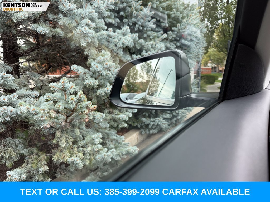 Used 2022 Tesla Model Y Long Range AWD/4WD image 19