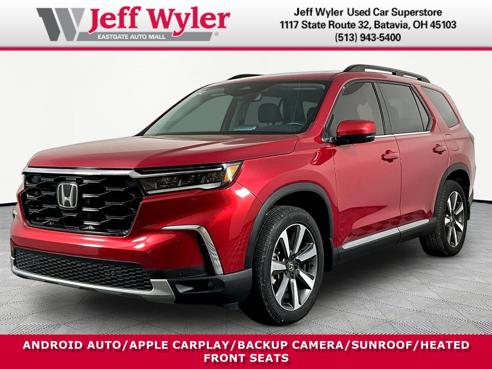 Used 2025 Honda Pilot Touring image 1
