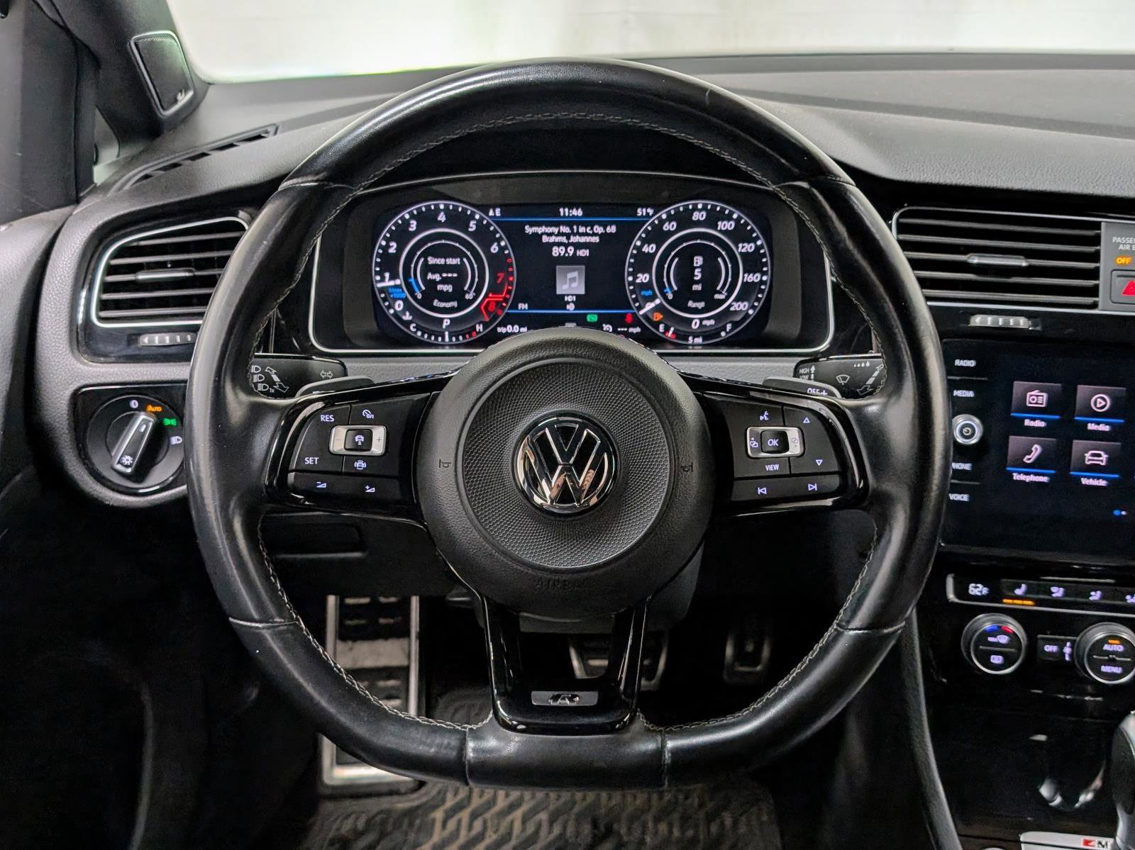 Used 2019 Volkswagen Golf 4-Door image 31