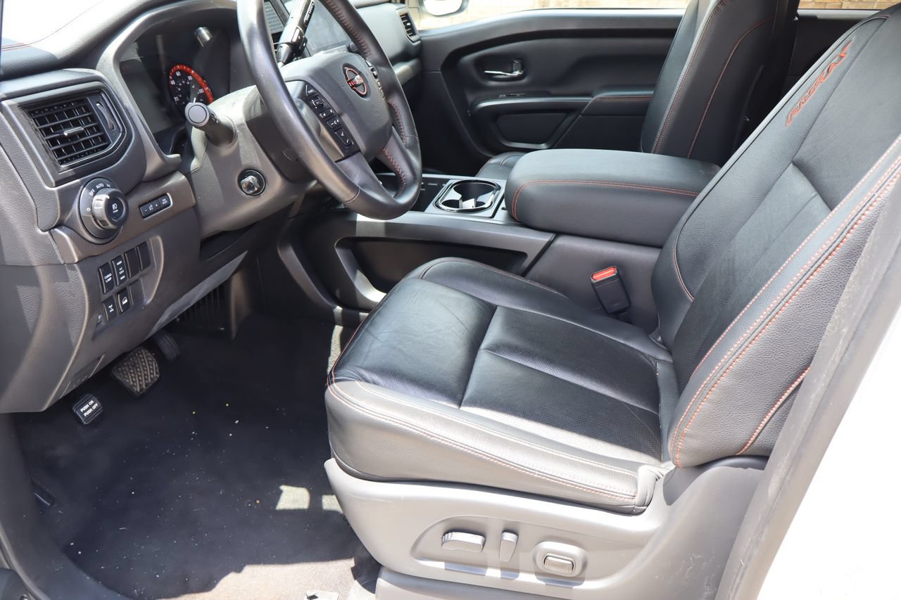 Used 2024 Nissan Titan PRO-4X w/ Pro-4x Convenience Package AWD/4WD image 16