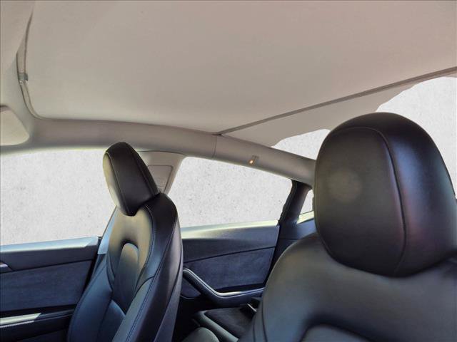 Used 2024 Tesla Model Y Long Range AWD/4WD image 16