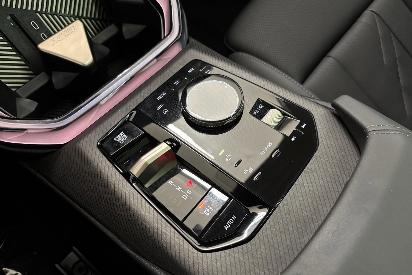 Used 2025 BMW X3 xDrive30i w/ Convenience Package AWD/4WD image 18