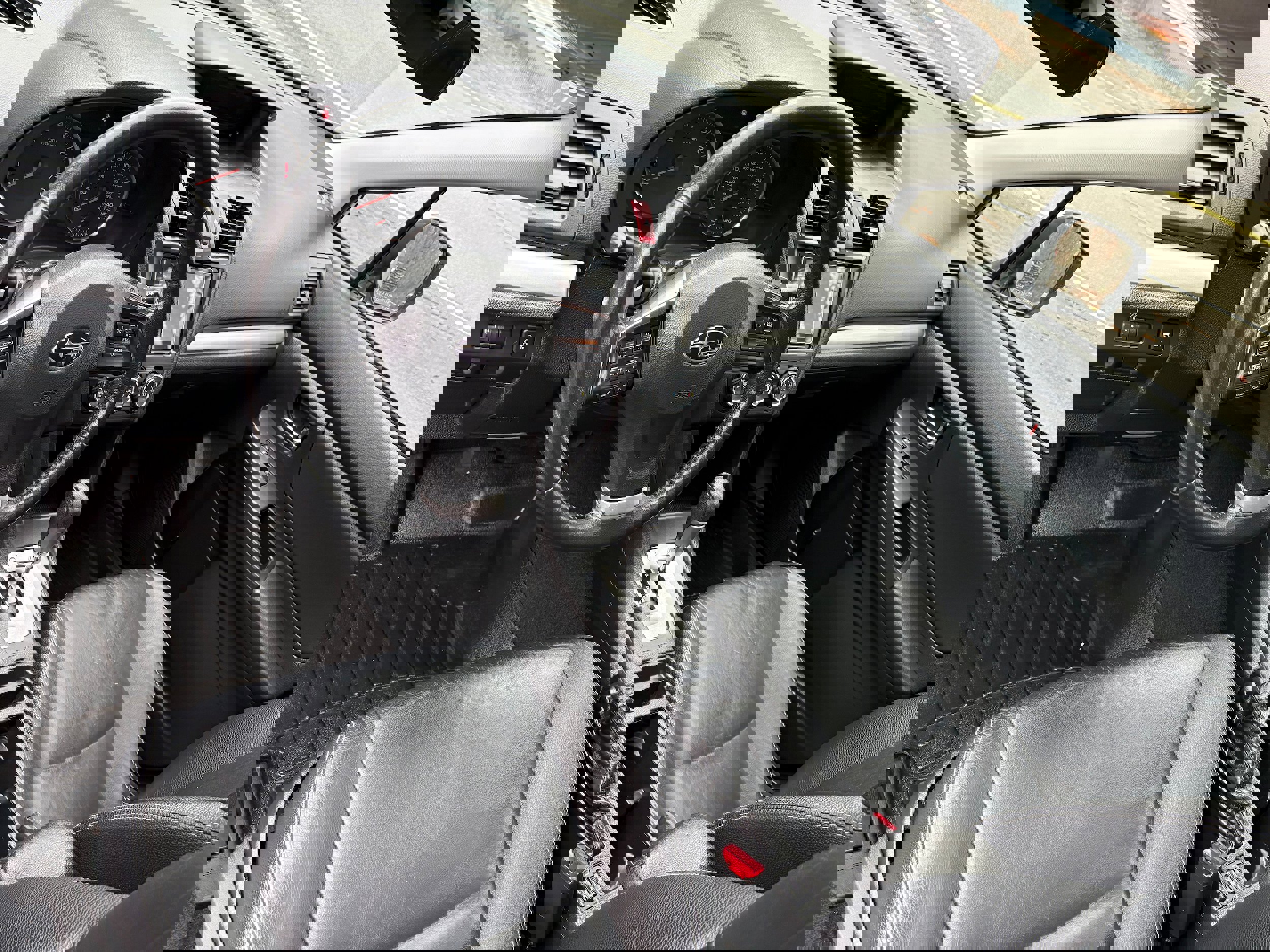 Used 2013 Subaru Crosstrek 2.0i Limited image 11