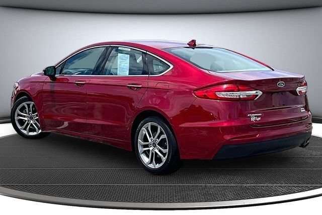 Used 2019 Ford Fusion SEL FWD image 4