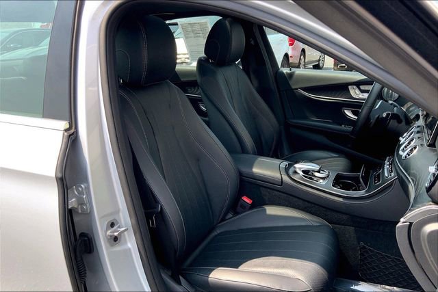 Used 2019 Mercedes-Benz E 300 4MATIC image 7