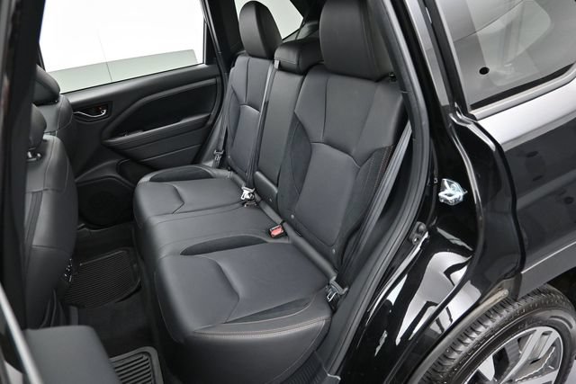 Used 2025 Subaru Forester Touring w/ Popular Package - Touring AWD/4WD image 28