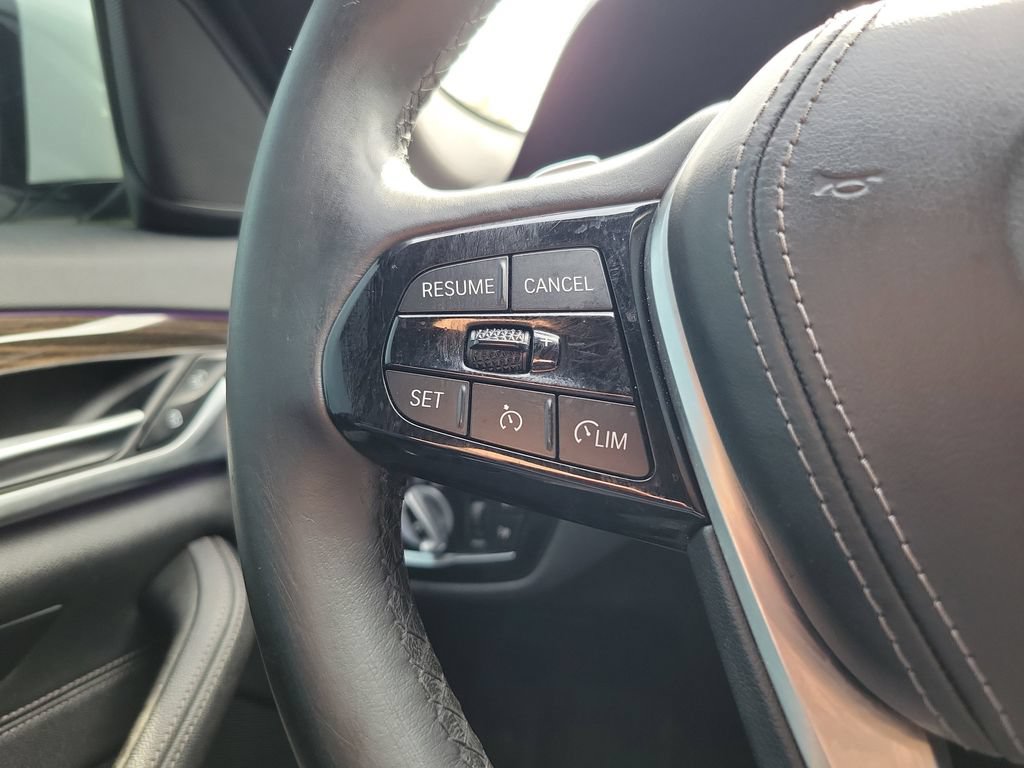 Used 2021 BMW 530i w/ Convenience Package RWD image 22