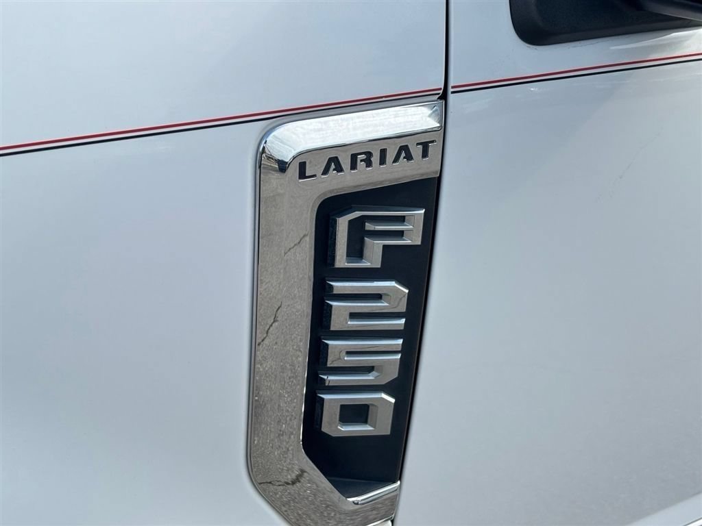 Used 2020 Ford F250 Lariat w/ Lariat Value Package AWD/4WD image 13