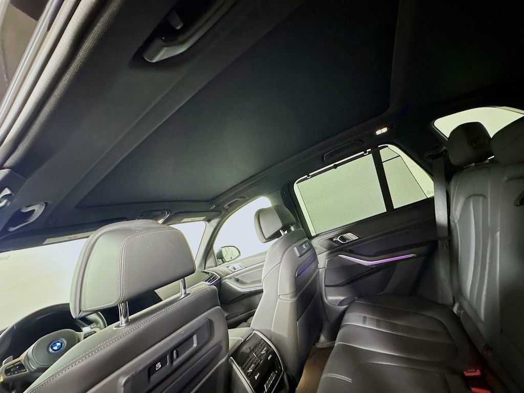 Used 2022 BMW X5 xDrive45e w/ M Sport Package image 13