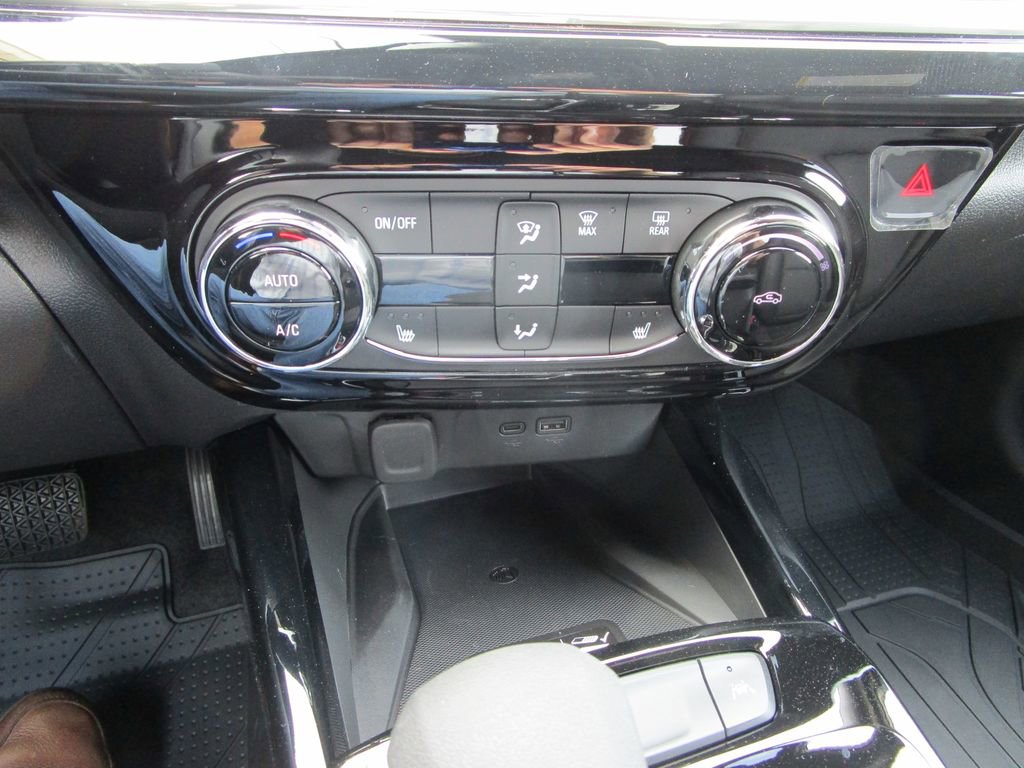 New 2026 Chevrolet Trax RS image 26