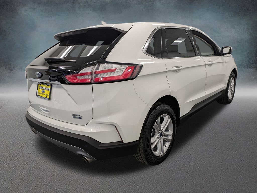 Used 2020 Ford Edge SEL w/ Convenience Package image 4