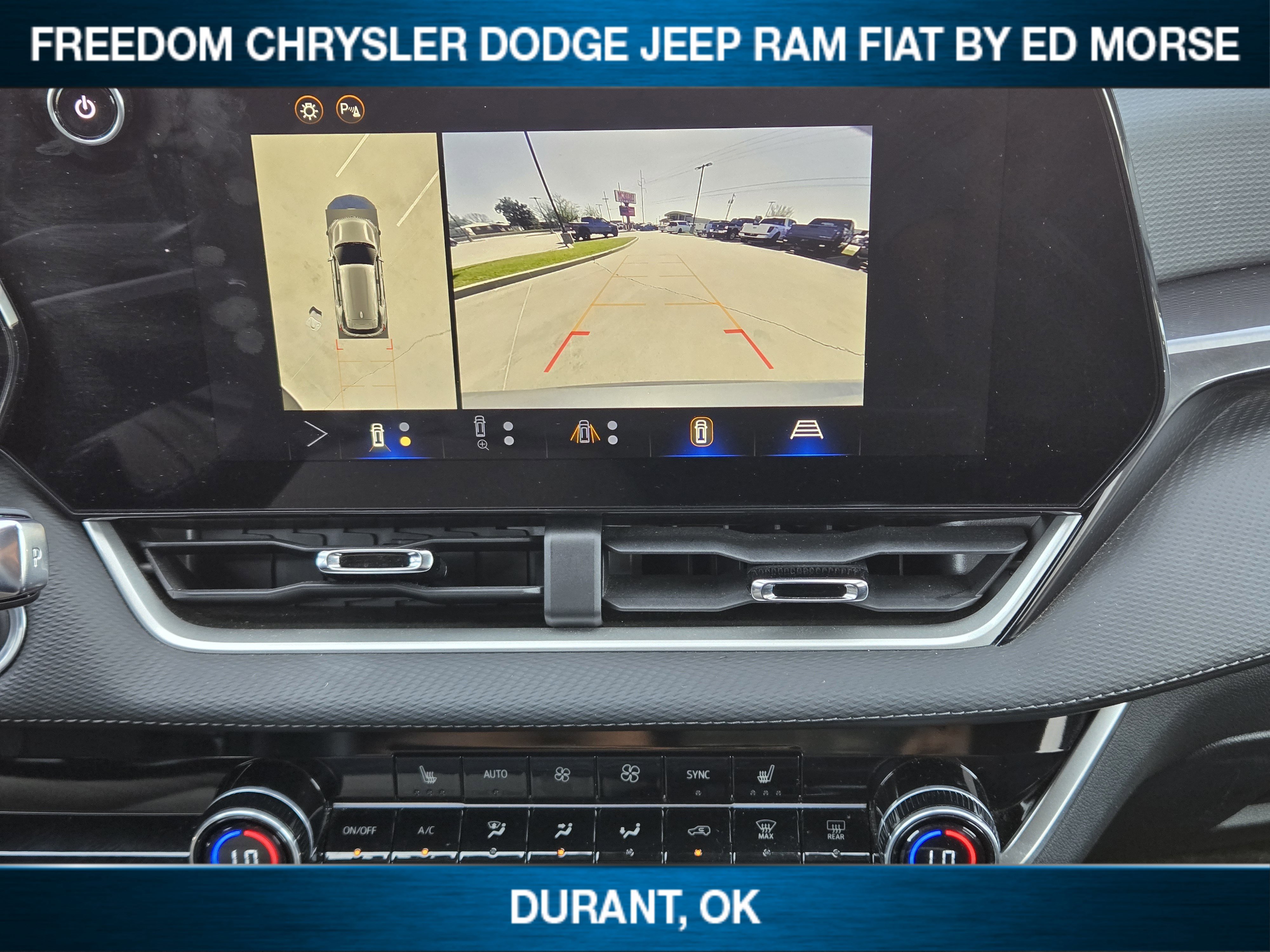 Used 2025 Chevrolet Equinox LT w/ Convenience Package II image 12