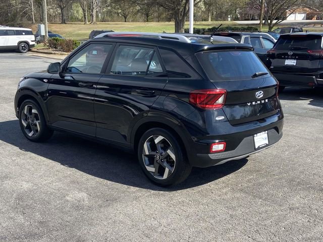 Certified 2023 Hyundai Venue SEL image 5