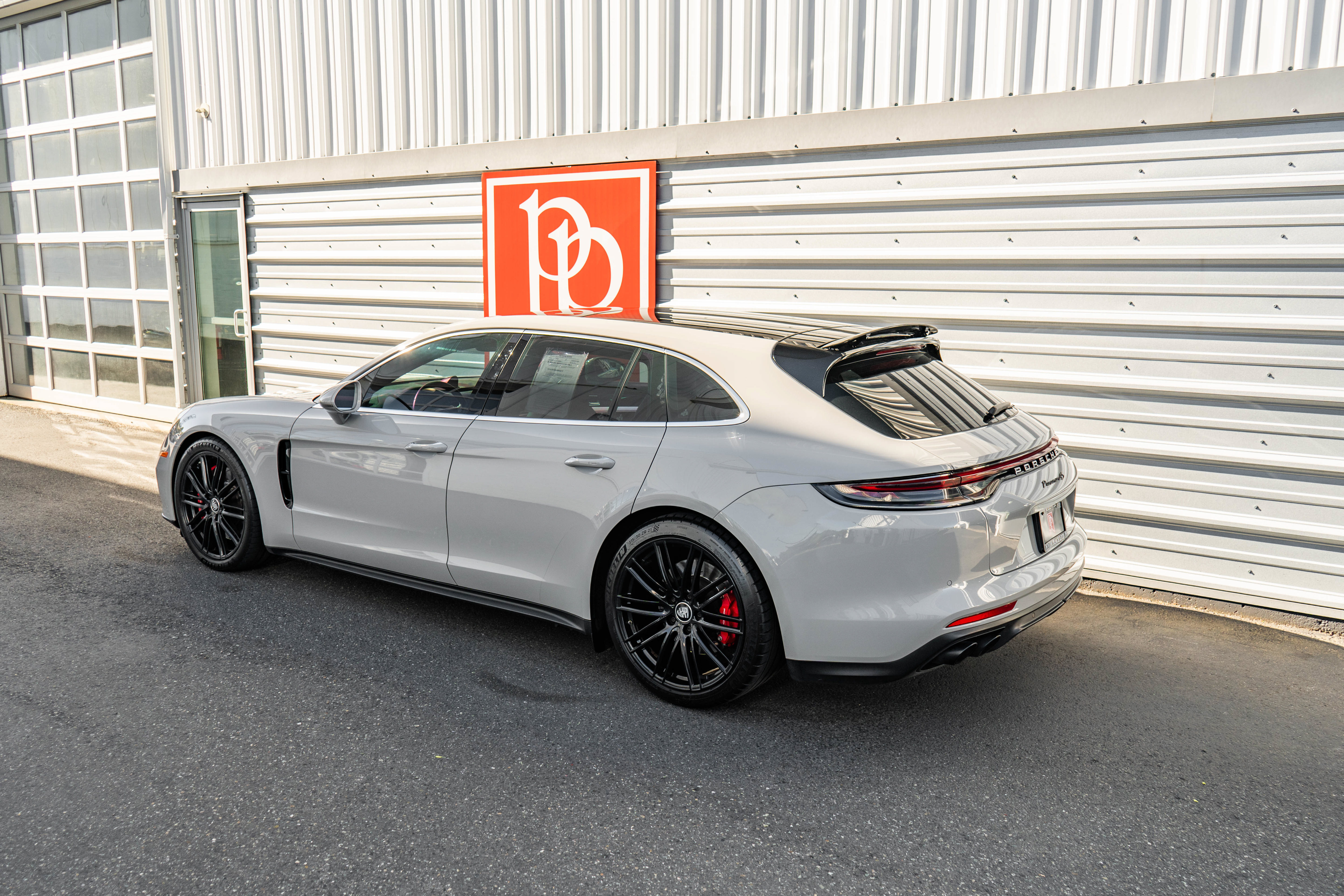 Used 2023 Porsche Panamera 4S AWD/4WD image 38