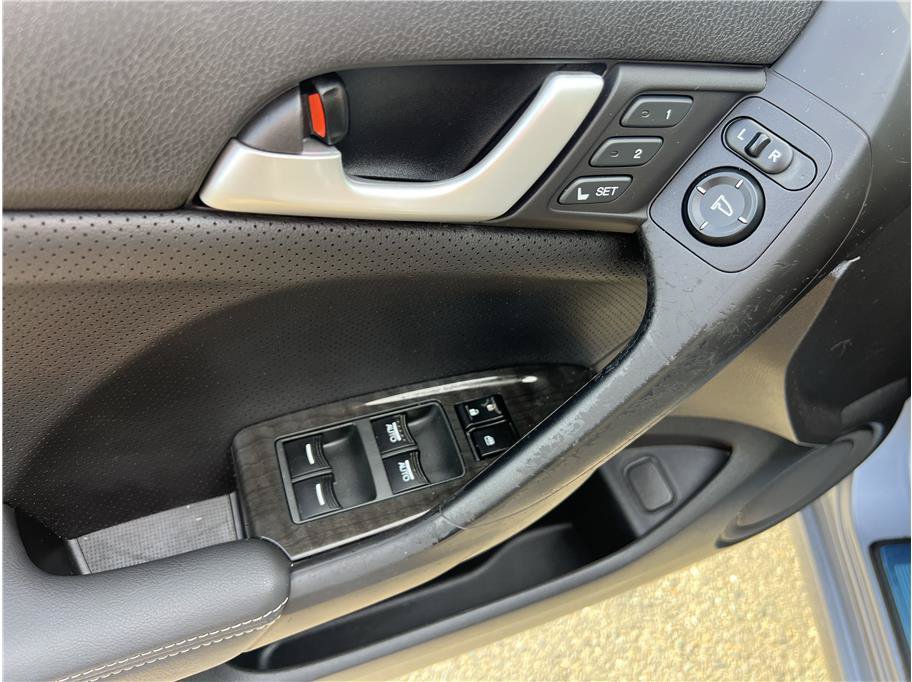 Used 2012 Acura TSX Sport Wagon FWD image 17