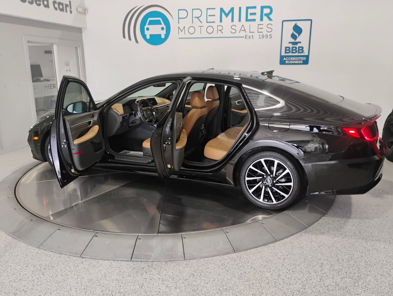 Used 2021 Hyundai Sonata Limited FWD image 28