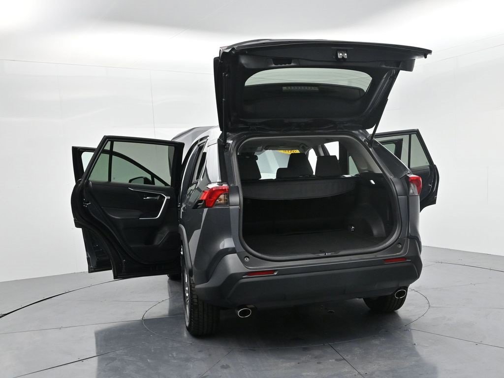 Used 2024 Toyota RAV4 XLE image 62