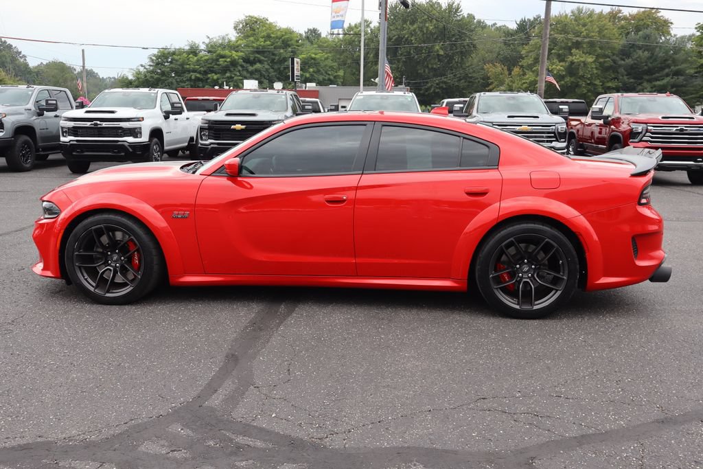 Used 2022 Dodge Charger Scat Pack RWD image 31