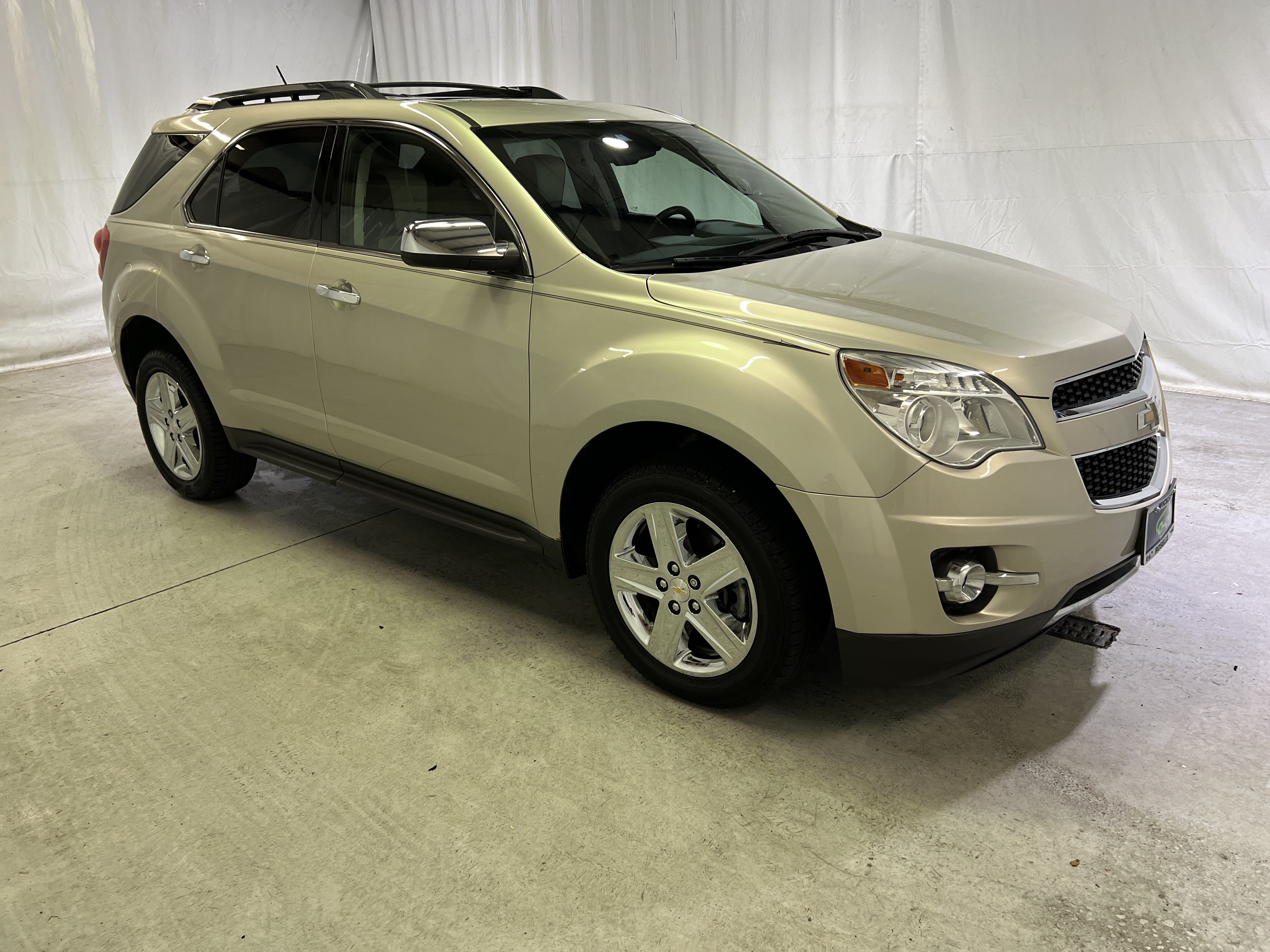 Certified 2014 Chevrolet Equinox LTZ FWD image 2