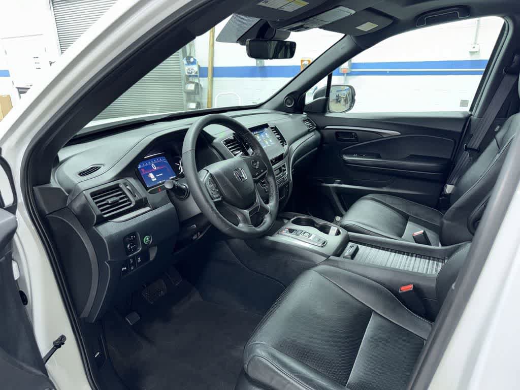 Used 2023 Honda Passport EX-L image 28