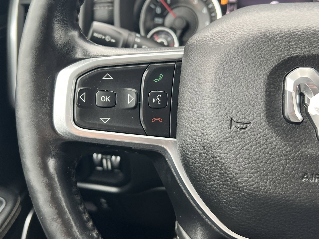 Used 2020 RAM 1500 Laramie image 15