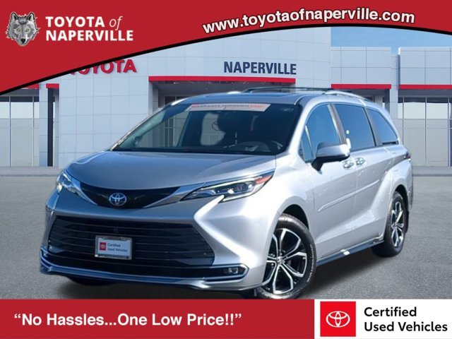 Used 2025 Toyota Sienna Platinum