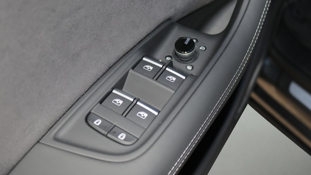 New 2027 Audi SQ8 Prestige AWD/4WD image 10