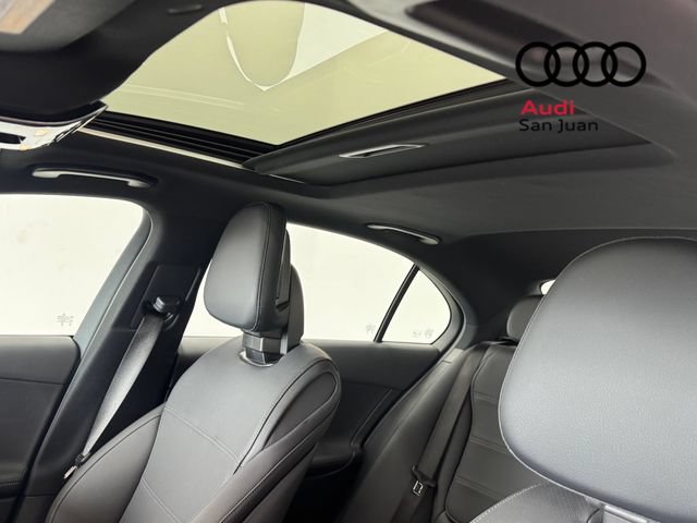 Used 2024 Mercedes-Benz C 300 Sedan image 11