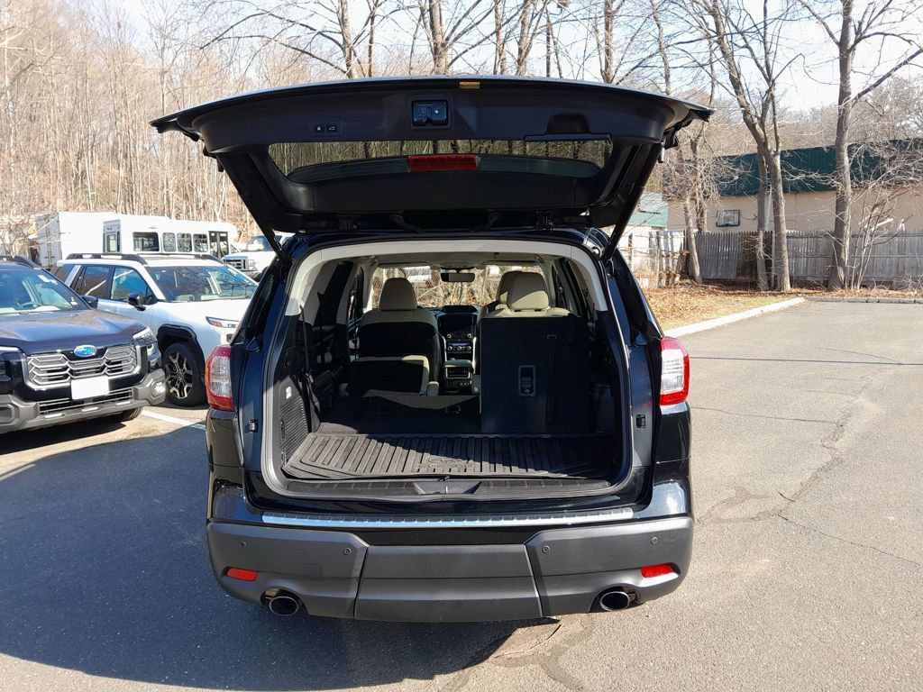 Used 2022 Subaru Ascent Limited image 37
