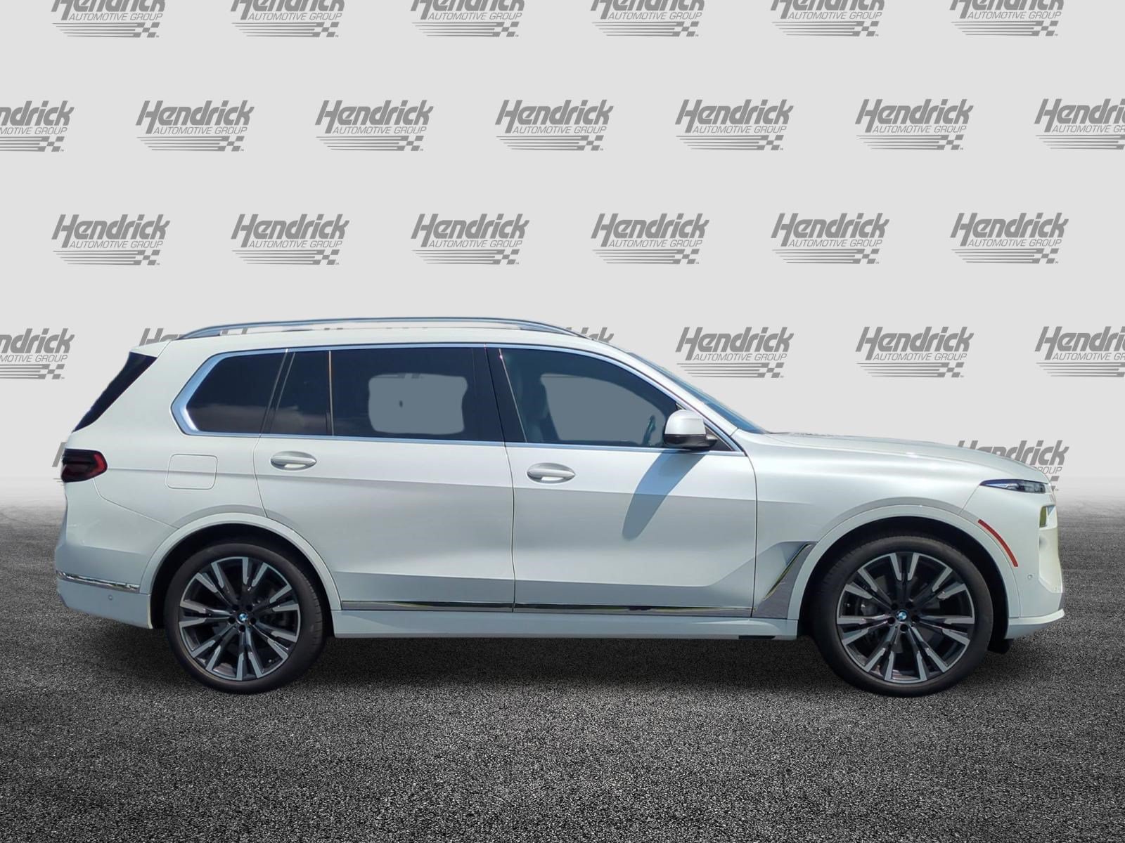 Certified 2025 BMW X7 xDrive40i w/ Executive Package AWD/4WD image 11